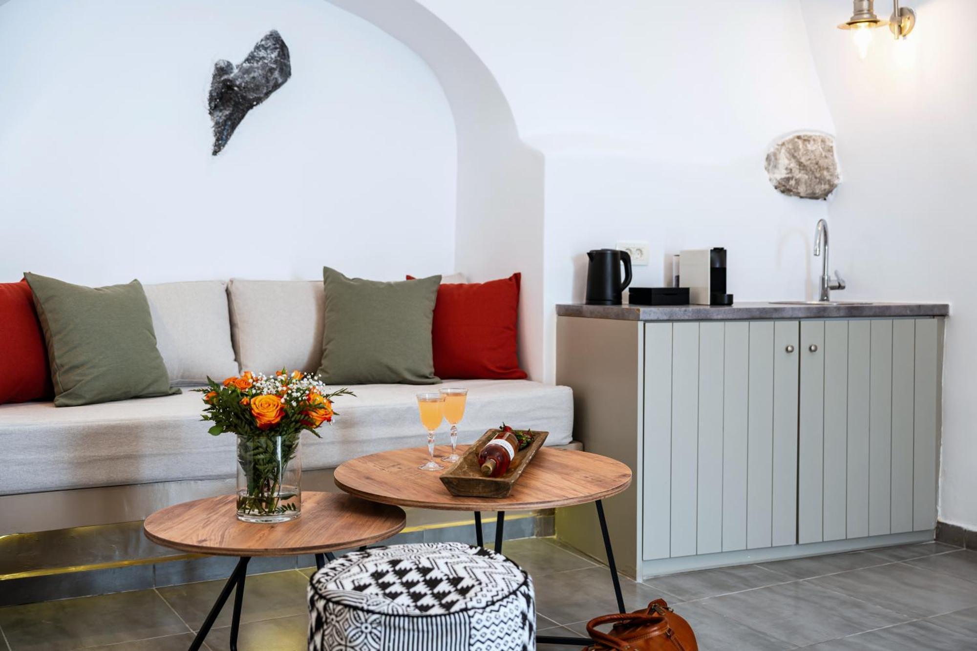 Mardanza Krokos Suites Имеровигли Экстерьер фото